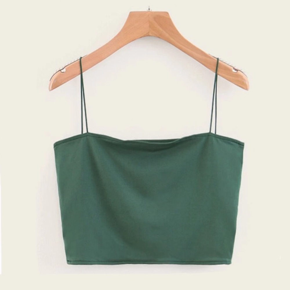 Green crop tank top